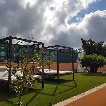 Villa mit großartigem Panoramablick auf das Meer und direkt am Pool La Croix-Valmer Exterior foto
